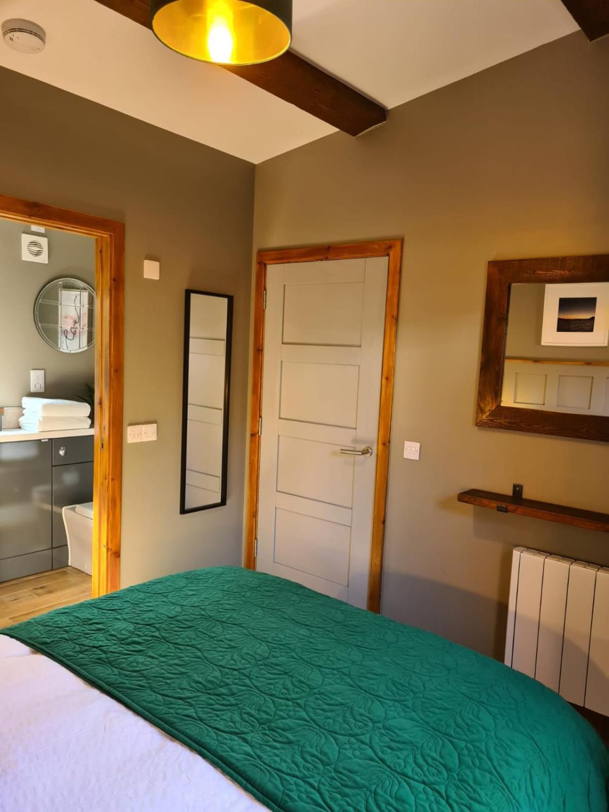The Hide Apartment Ullapool Exterior foto